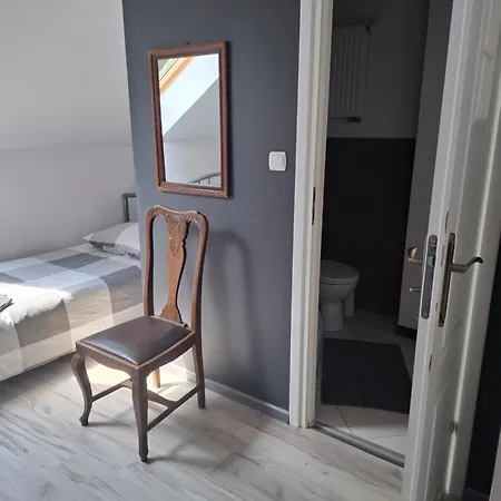 Dom & Weranda * Szczesne